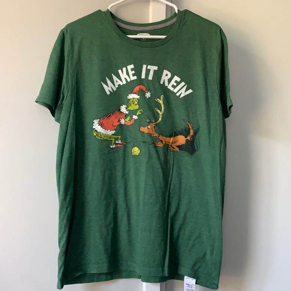 Old navy short sleeve Christmas shirt